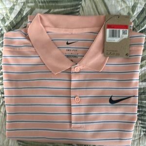 🔥🔥🔥🔥Brand new drifit Nike golf shirt.  🔥🔥🔥
